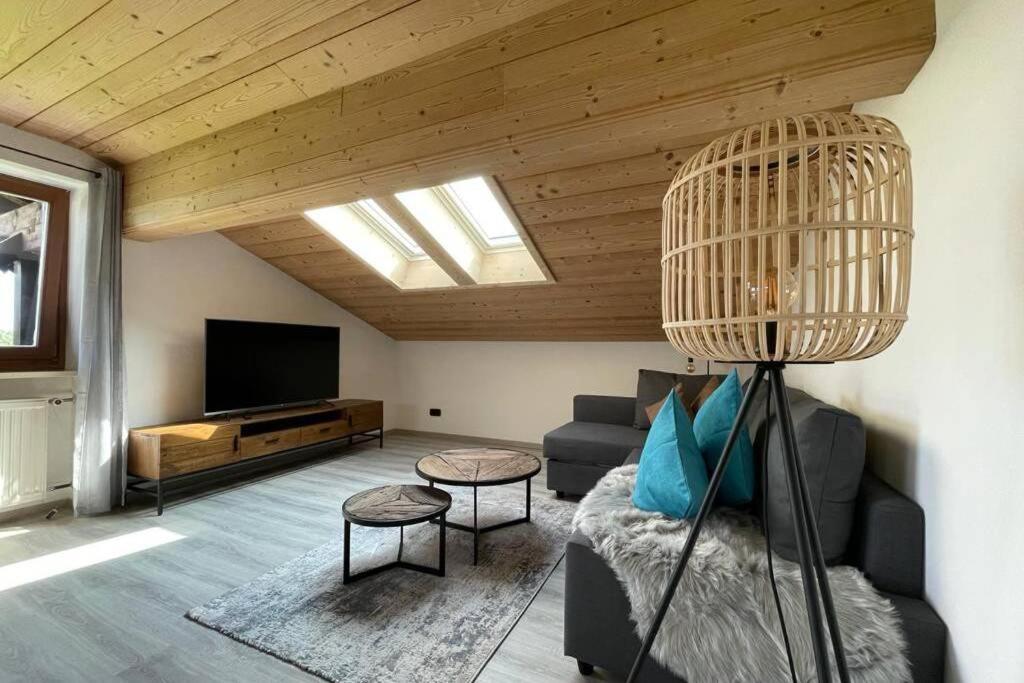 Gemuetliche Ferienwohnung Im Dg Am Tegernsee - Bergblick, Ruhe & Ganz Viel Platz Bad Wiessee Exteriör bild