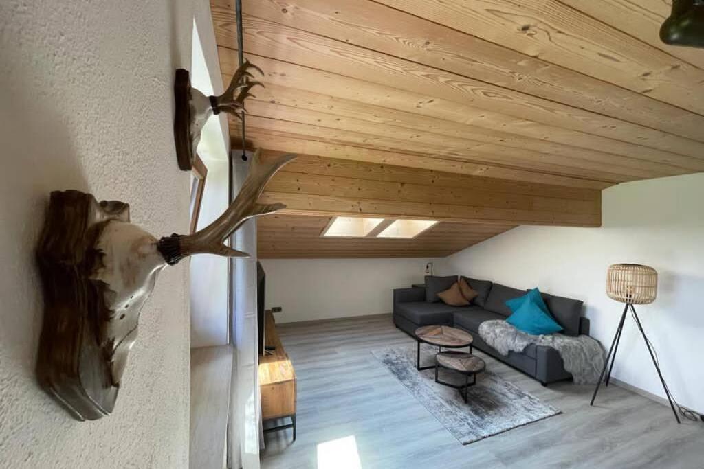 Gemuetliche Ferienwohnung Im Dg Am Tegernsee - Bergblick, Ruhe & Ganz Viel Platz Bad Wiessee Exteriör bild